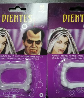 Plastic Vampire Teeth (White and Clear)